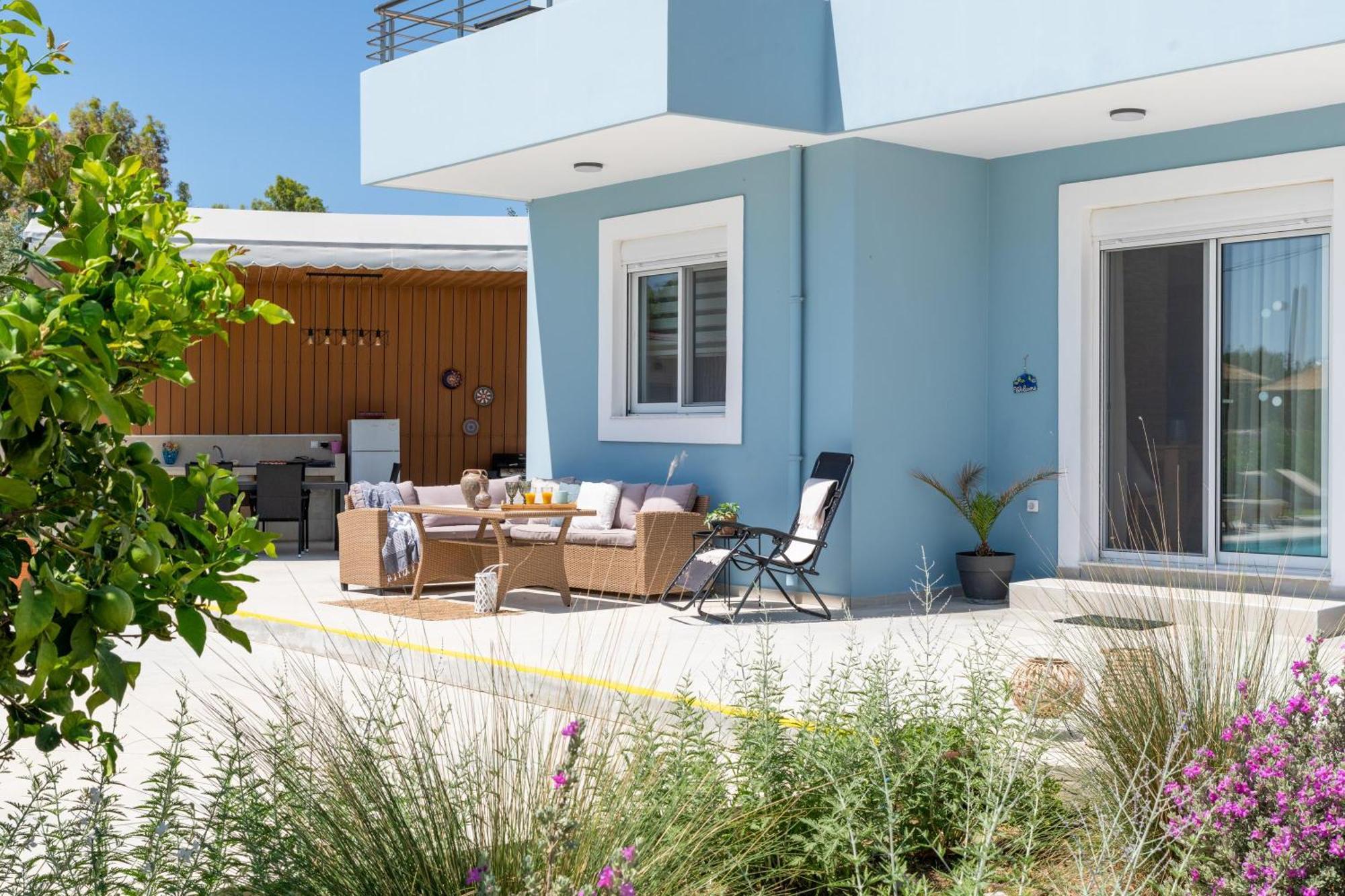 Ethria Pool With Heated Jacuzzi Villa *