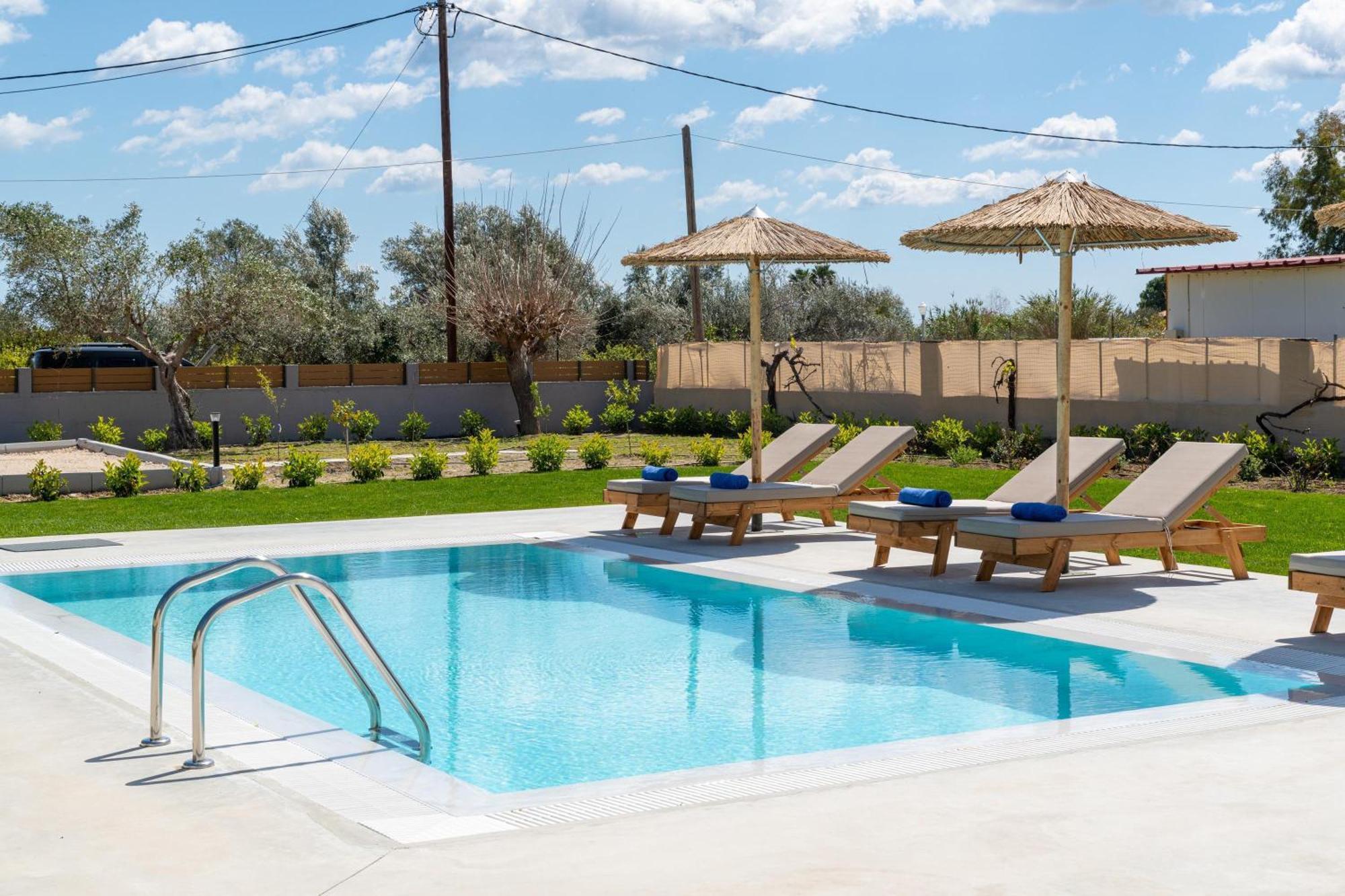 Ethria Pool With Heated Jacuzzi * Αφάντου